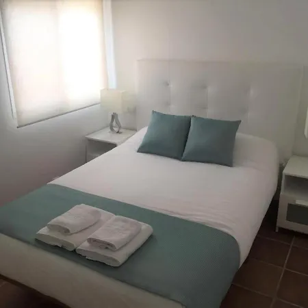 Casa Oliva Playa Bolonia Apartment *